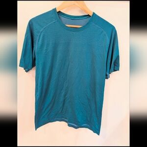lululemon Men's Teal Performance Crew Neck Shirt